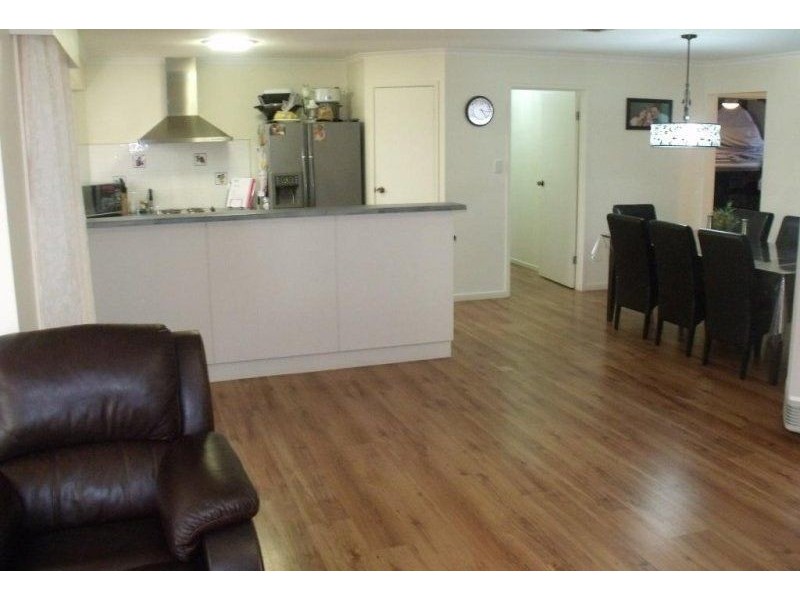 15 Dawn Close, Andrews Farm SA 5114