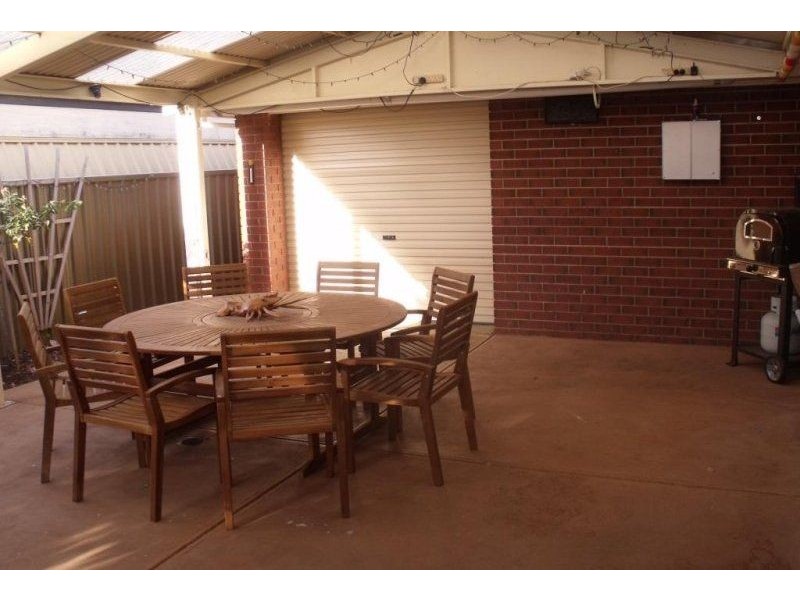 15 Dawn Close, Andrews Farm SA 5114