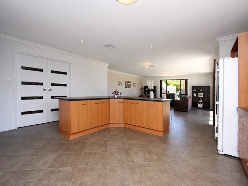 12 Jemalong Crescent, Roseworthy SA 5371