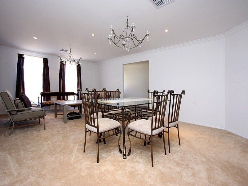 12 Jemalong Crescent, Roseworthy SA 5371