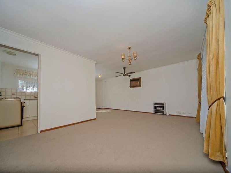 17 President Avenue, Andrews Farm SA 5114