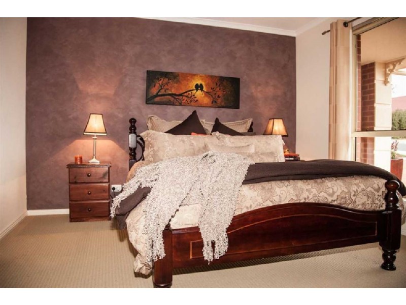 11 Palamountain Drive, Evanston Park SA 5116