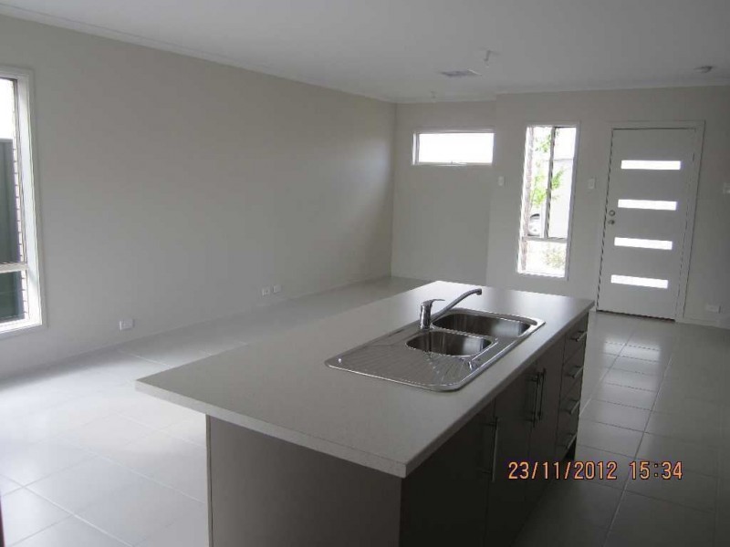 99 Kingate Blvd, Blakeview SA 5114