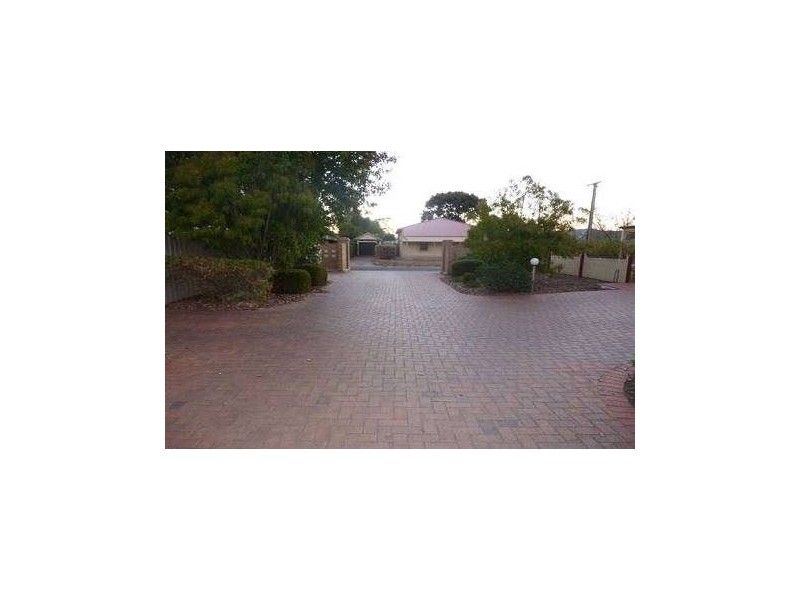 2/36 Brown Street, Willaston SA 5118