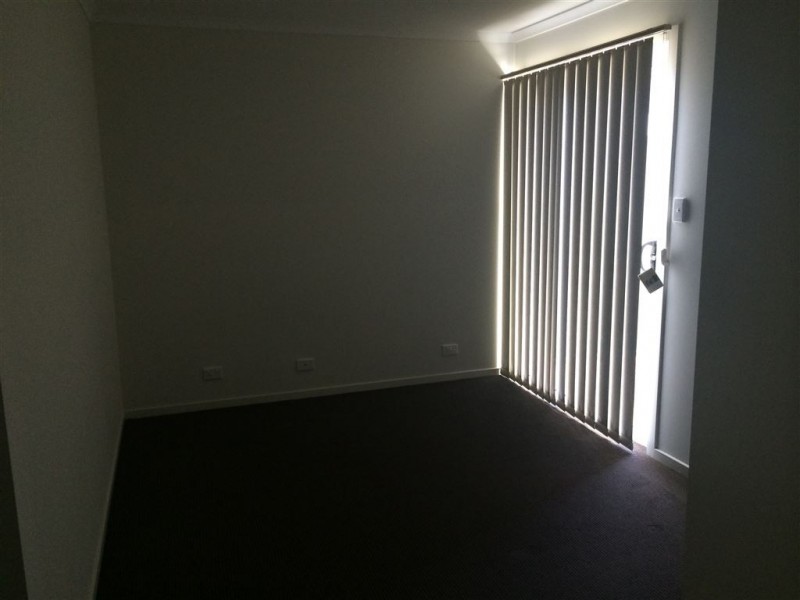 10 Lyons Street, Andrews Farm SA 5114