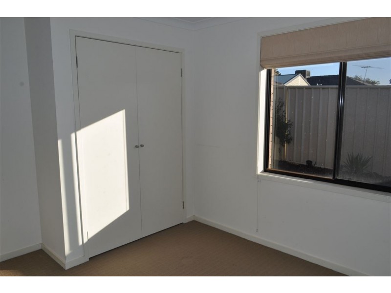 20 Overlander Way, Smithfield SA 5114