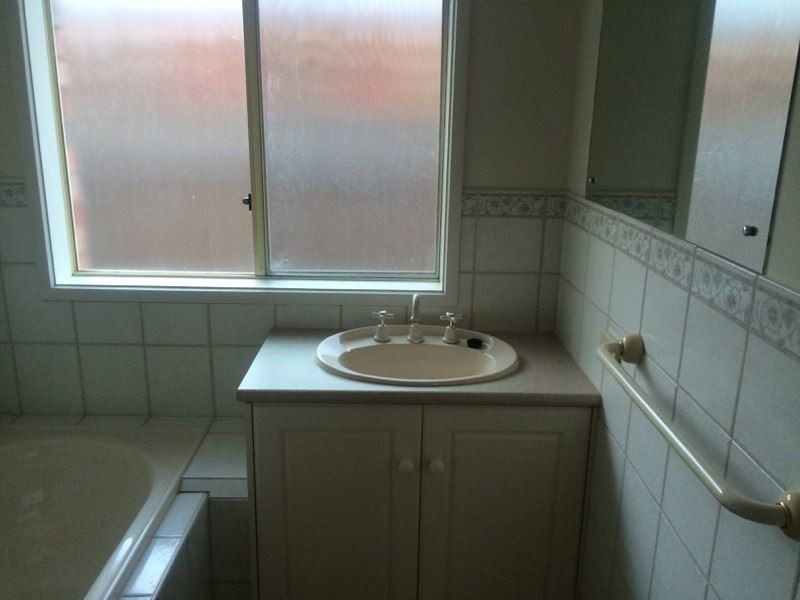 21 Gerlach Grove, Evanston Park SA 5116