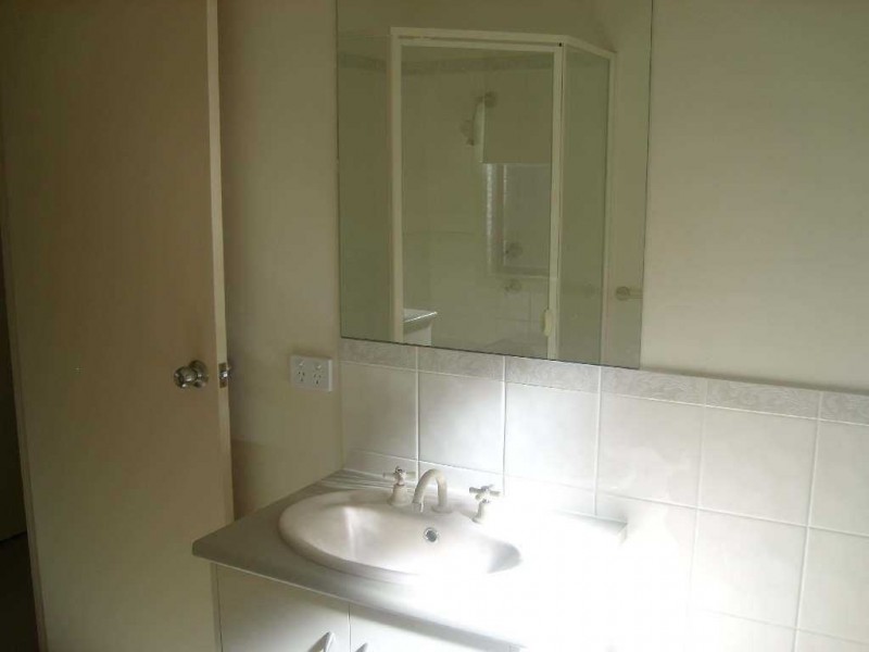 10C Ayling street, Willaston SA 5118