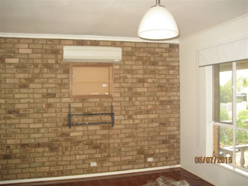 11 Windsor Avenue, Para Hills SA 5096