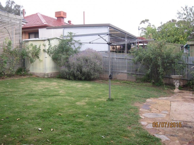 11 Windsor Avenue, Para Hills SA 5096