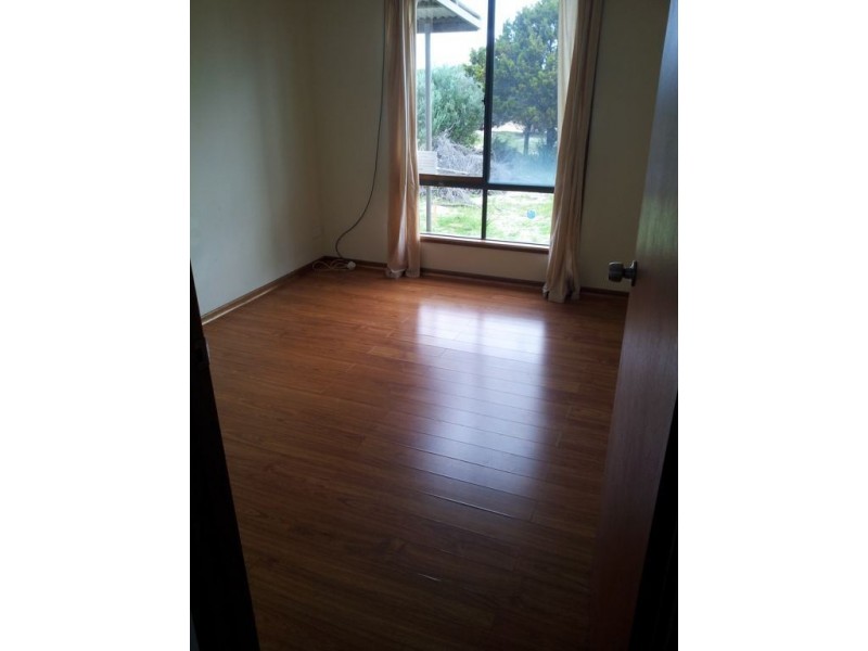 21 The Esplanade, Thompson Beach SA 5501