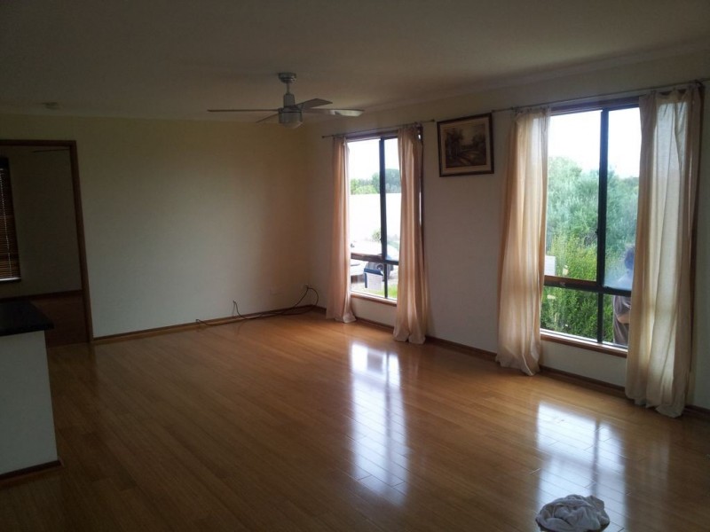 21 The Esplanade, Thompson Beach SA 5501
