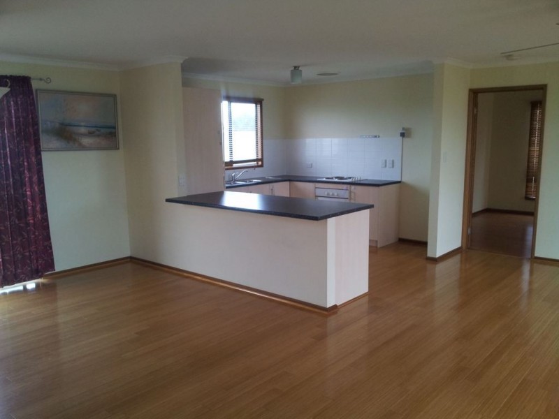 21 The Esplanade, Thompson Beach SA 5501