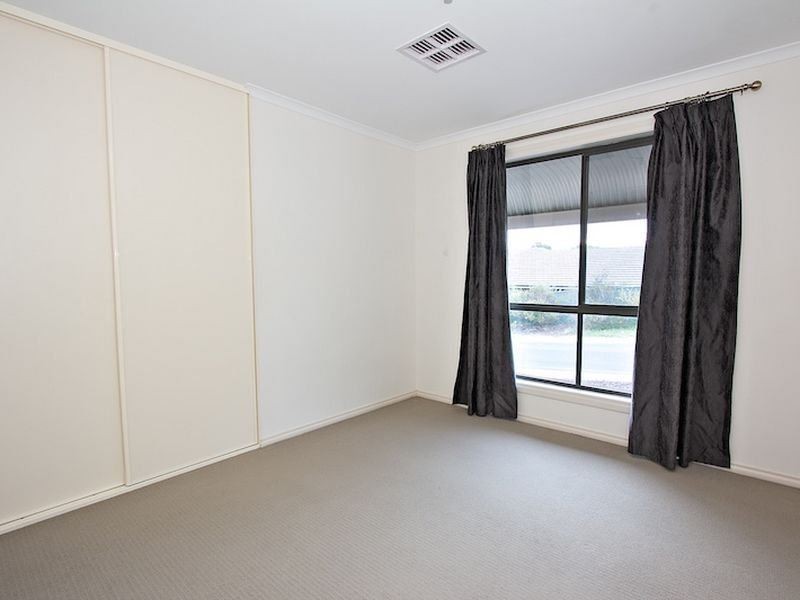 27 Rosella Circuit, Hewett SA 5118