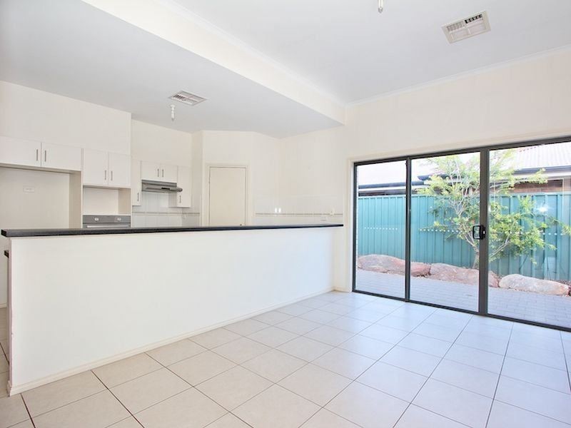 27 Rosella Circuit, Hewett SA 5118