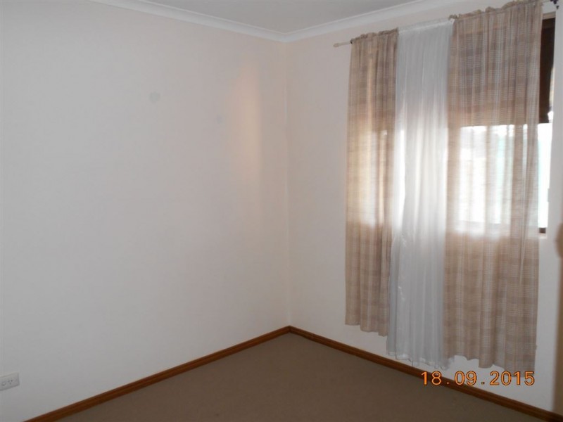 8 McDonnell Terrace, Evanston Gardens SA 5116