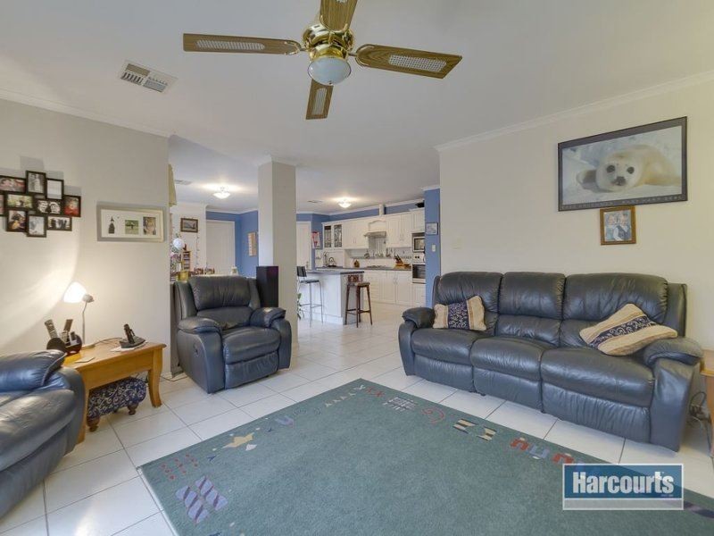 31 Toner Crescent, Evanston Park SA 5116