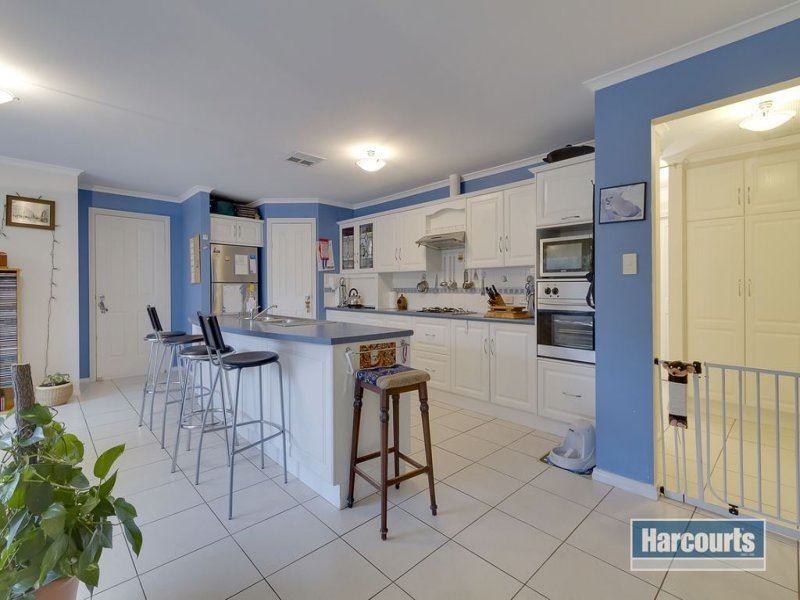 31 Toner Crescent, Evanston Park SA 5116