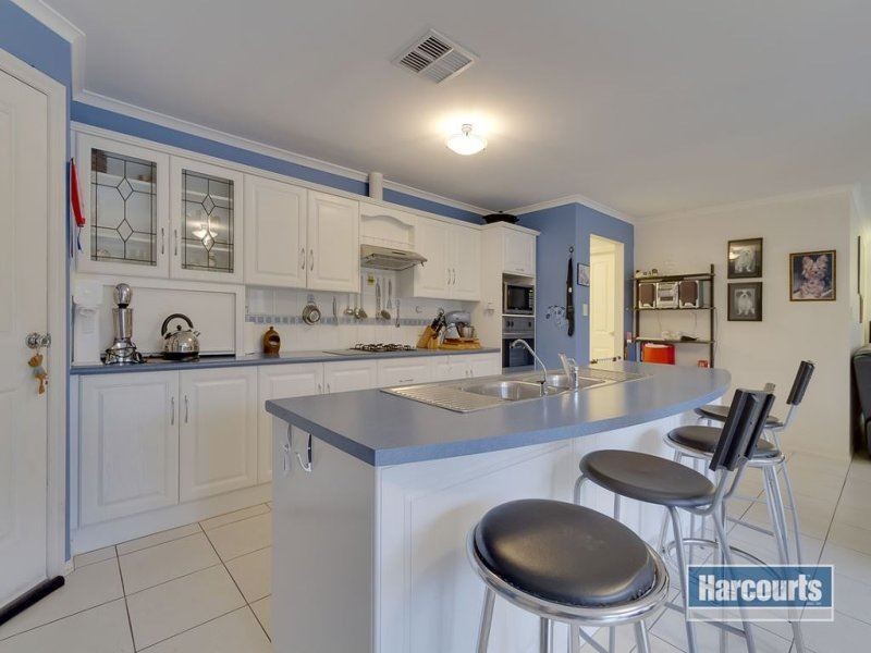 31 Toner Crescent, Evanston Park SA 5116