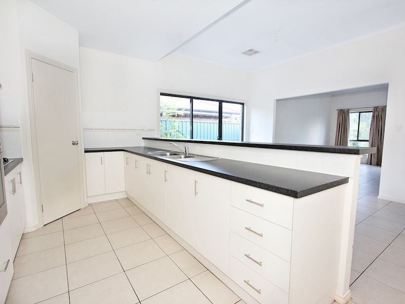 27 Rosella Circuit, Hewett SA 5118
