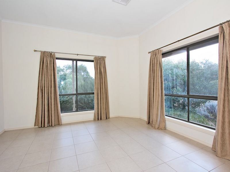 27 Rosella Circuit, Hewett SA 5118
