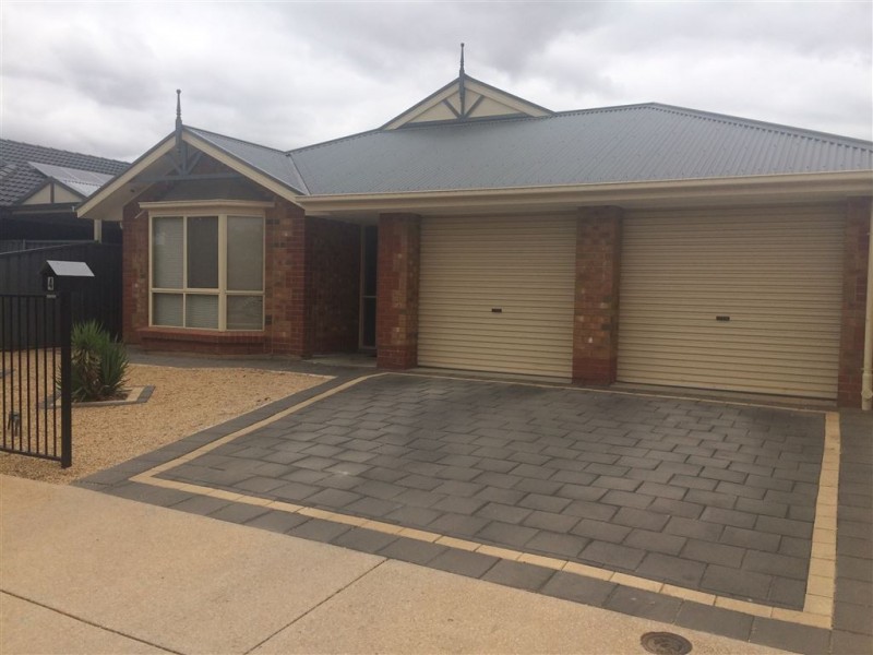 4 Hollow Drive, Andrews Farm SA 5114