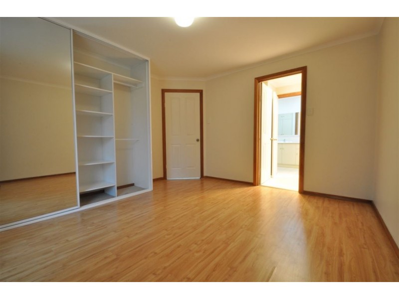 3 Creedon Close, Evanston Park SA 5116