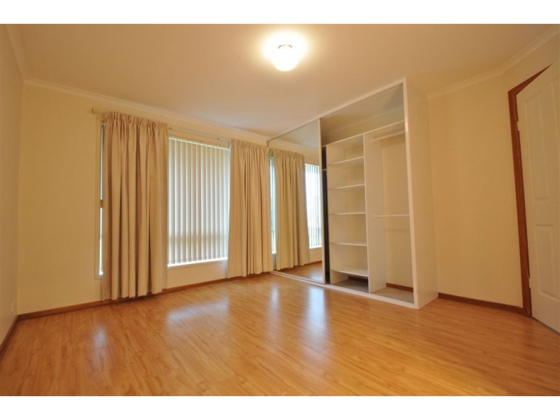 3 Creedon Close, Evanston Park SA 5116