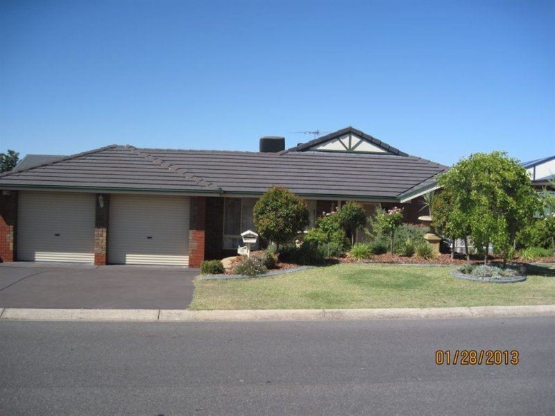 18 Oaklands Circuit, Hewett SA 5118