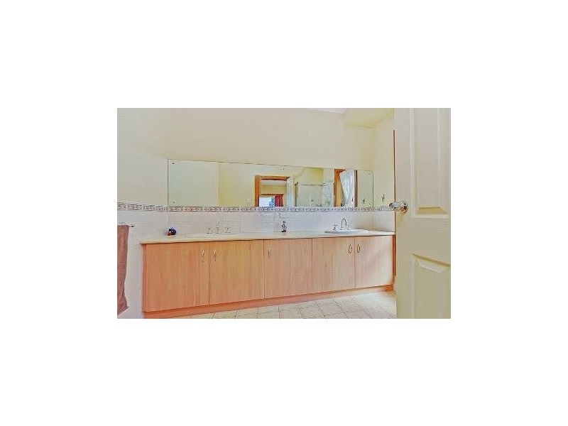 13 Sandpiper Way, Hewett SA 5118