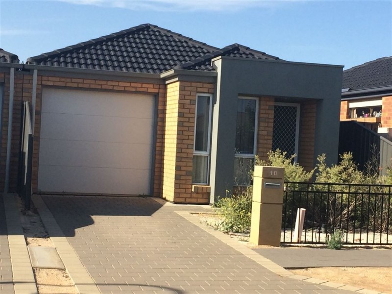10 Lyons Street, Andrews Farm SA 5114