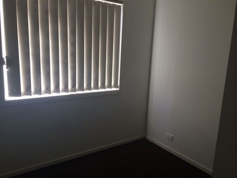 10 Lyons Street, Andrews Farm SA 5114