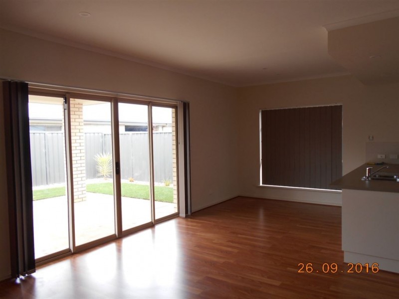 6 Pearce Road, Evanston Gardens SA 5116