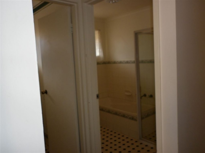 10 President Avenue, Andrews Farm SA 5114