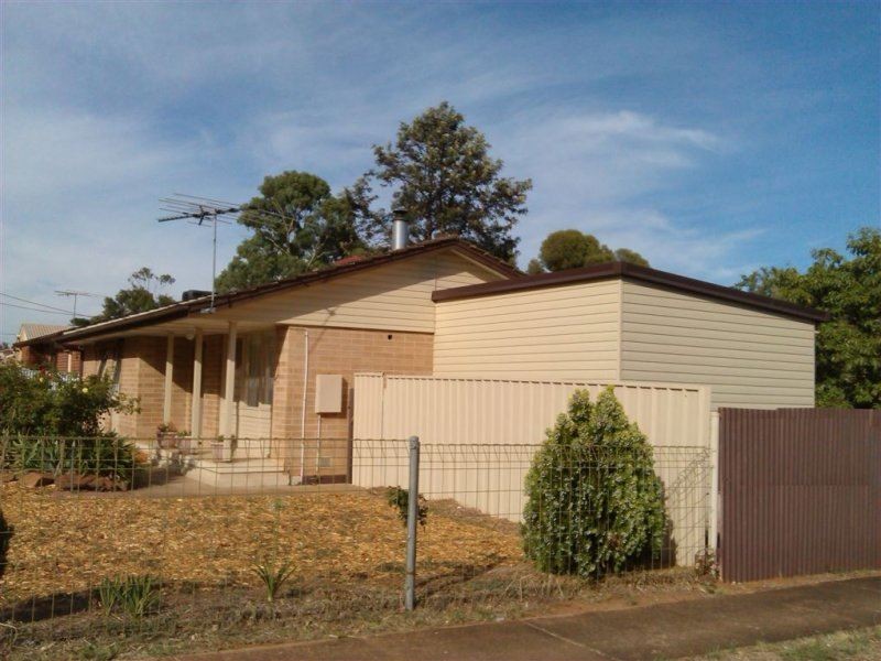 16 Willison Road, Evanston SA 5116