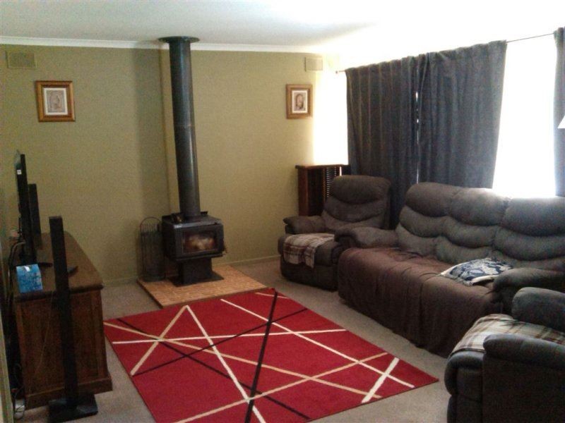 16 Willison Road, Evanston SA 5116