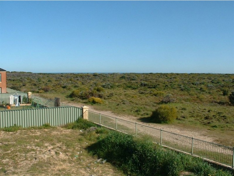 15 Antonio Circuit, Port Kennedy WA 6172