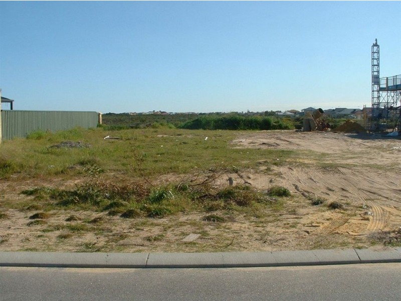 15 Antonio Circuit, Port Kennedy WA 6172