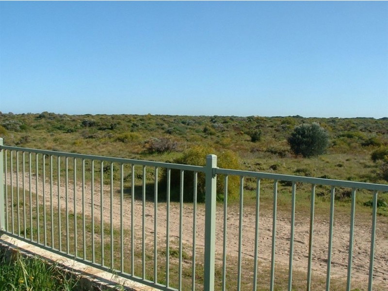 15 Antonio Circuit, Port Kennedy WA 6172