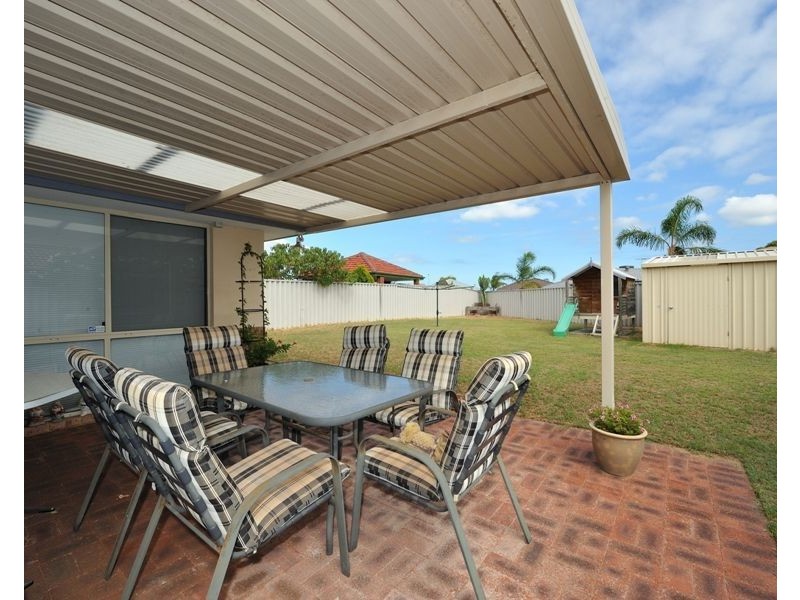 5 Mauritius Court, Waikiki WA 6169