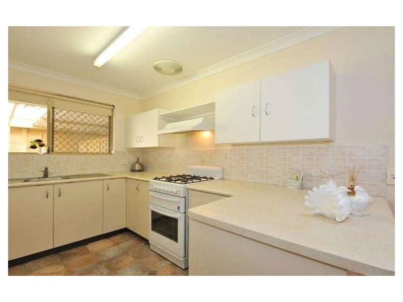 28/27 Goongarrie Drive, Cooloongup WA 6168