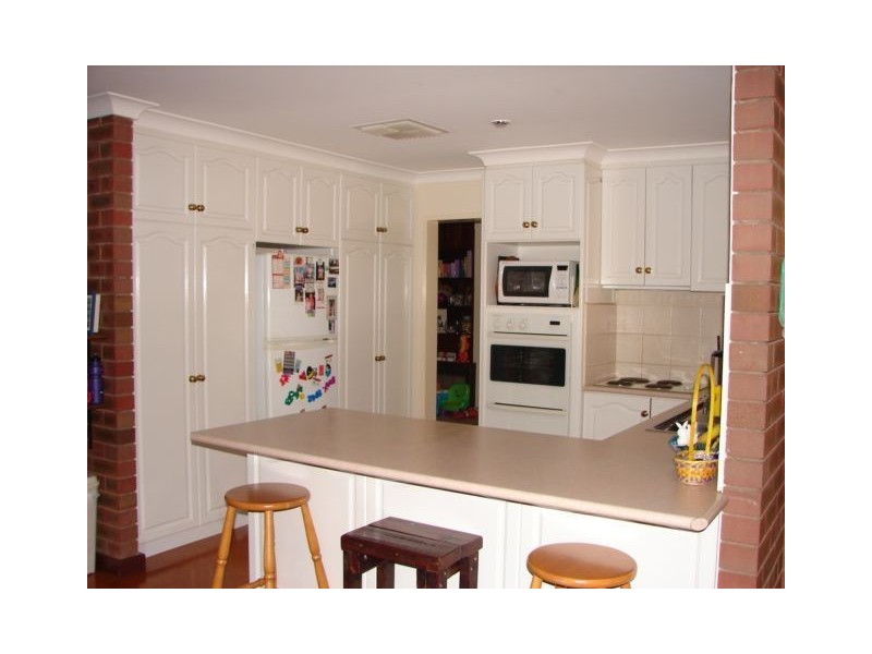 8 Bean Road, Bruce Rock WA 6418