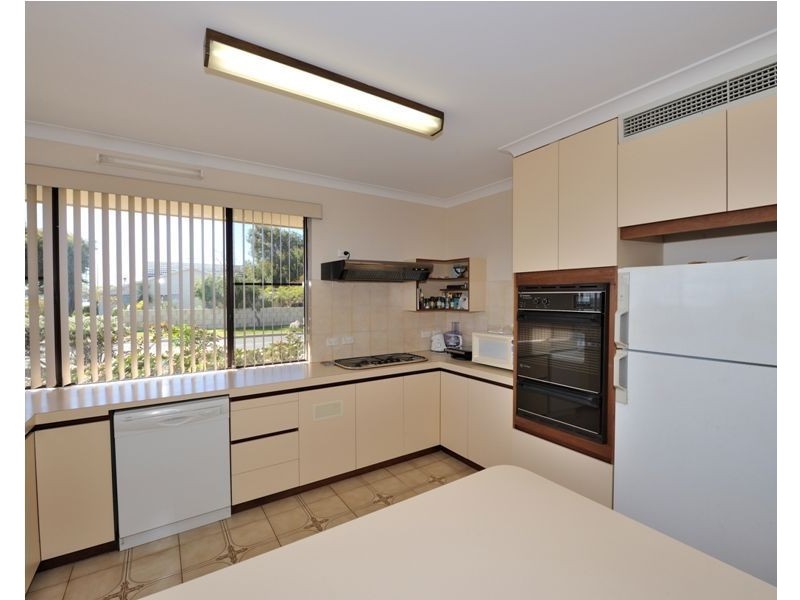 57 Esplanade, Rockingham WA 6168