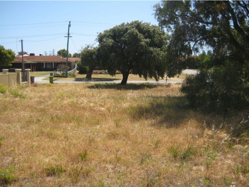30 Carlisle Street, Shoalwater WA 6169