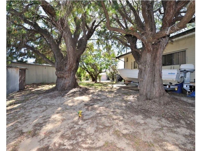 32 Liverpool Street, Shoalwater WA 6169