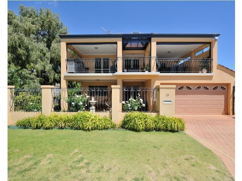 13 Chalwell Street, Rockingham WA 6168