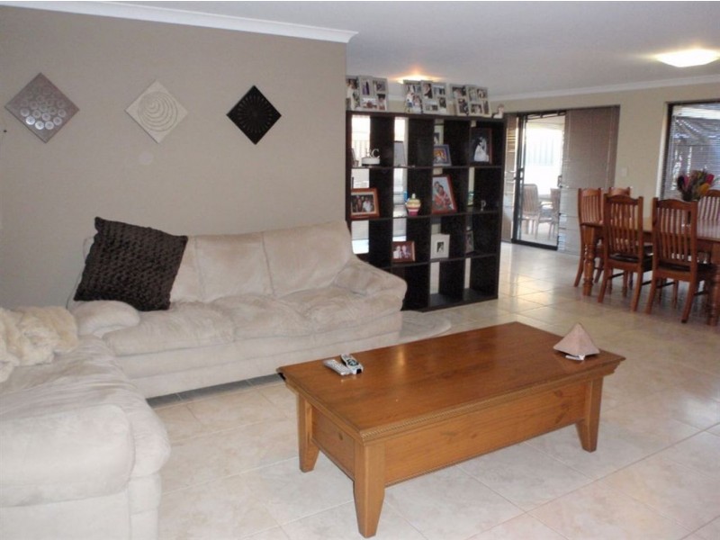 15 Mallard Way, Baldivis WA 6171