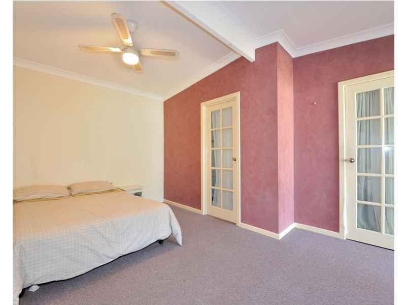 15 Delphinus Place, Rockingham WA 6168