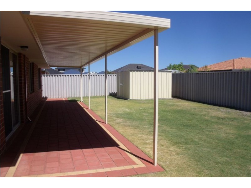 8 Dunns Way, Port Kennedy WA 6172