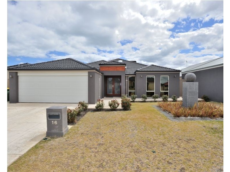 16 Oleander Avenue, Shoalwater WA 6169